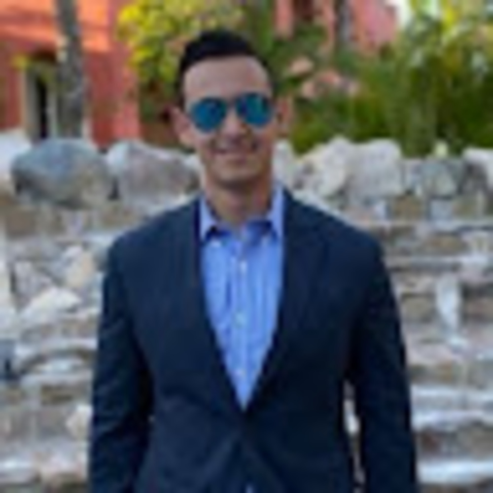 Meet your Posher, Jose